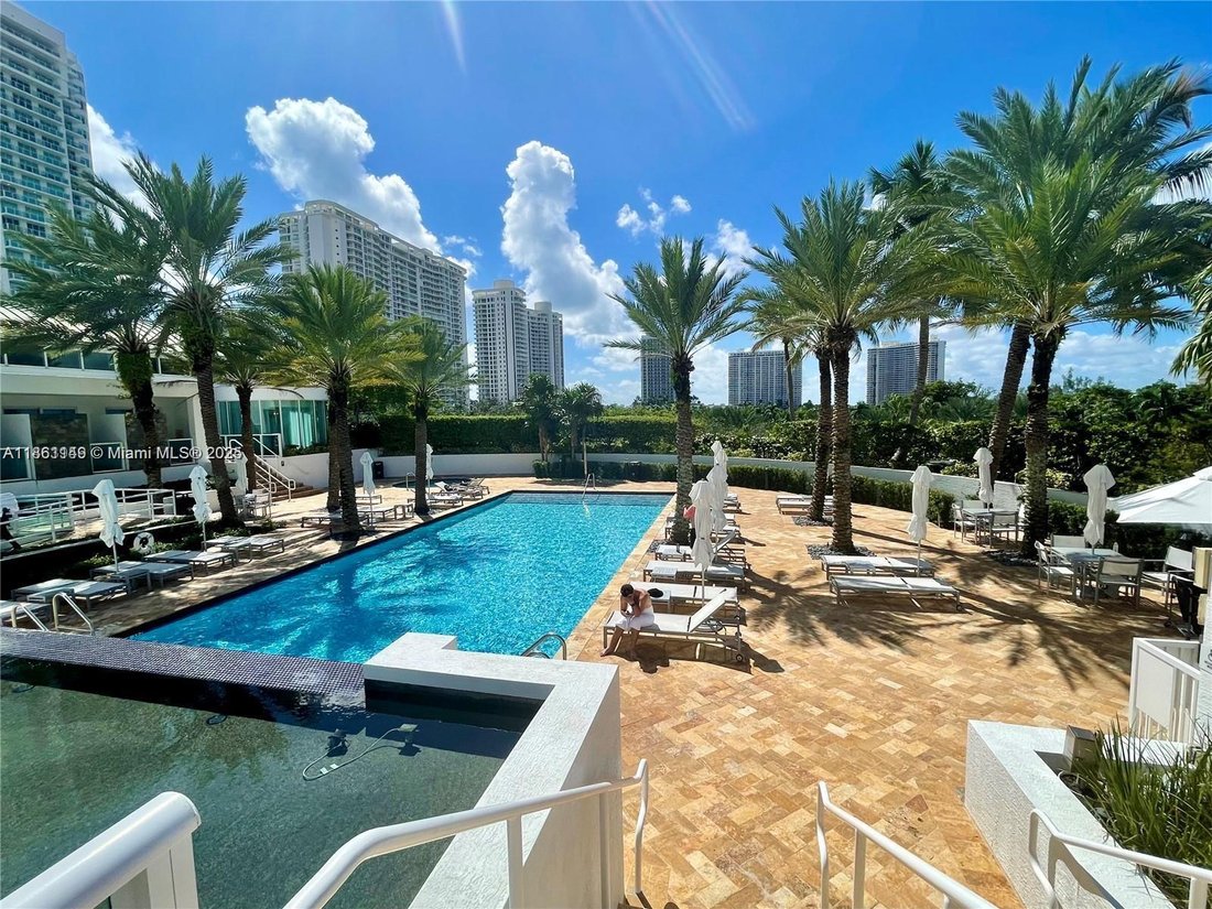 Condo in Golden Beach, Florida, United States 4 - 16500017