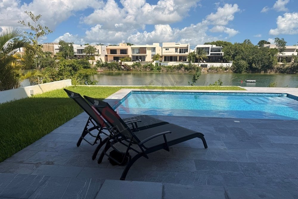 Townhouse in Cancún, Quintana Roo, Mexico 1 - 16502959