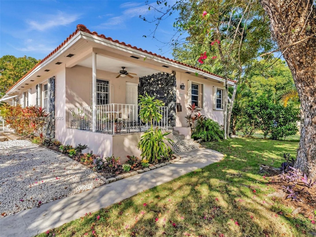 House in Miami, Florida, United States 1 - 16500000