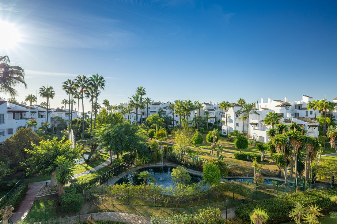Penthouse in Estepona, Andalusia, Spain 1 - 16496212