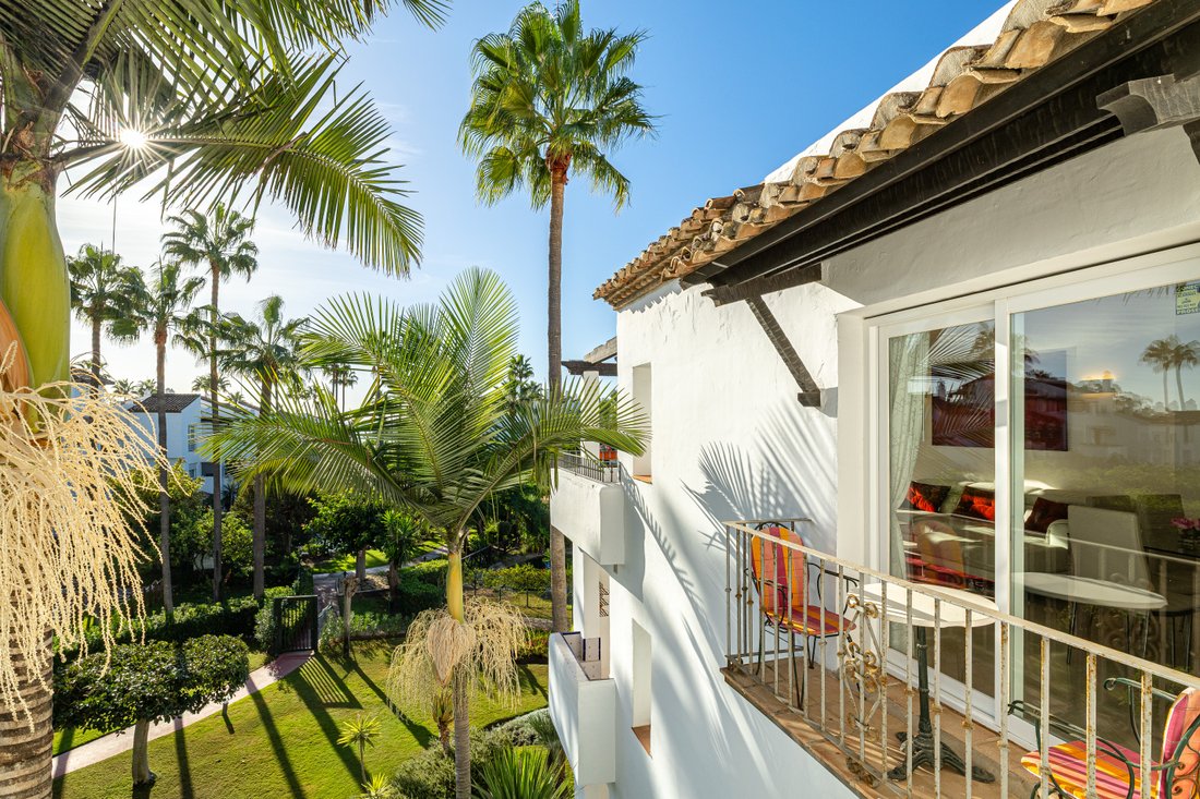 Penthouse in Estepona, Andalusia, Spain 4 - 16496212