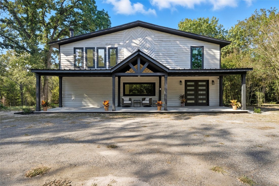 House in Athens, Texas, United States 1 - 16504330