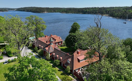 Casa a Nacka Östra, Contea di Stoccolma, Svezia 1