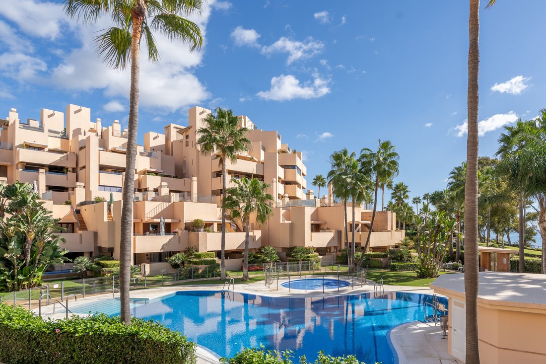Penthouse in Estepona, Andalusia, Spain 3 - 16504010