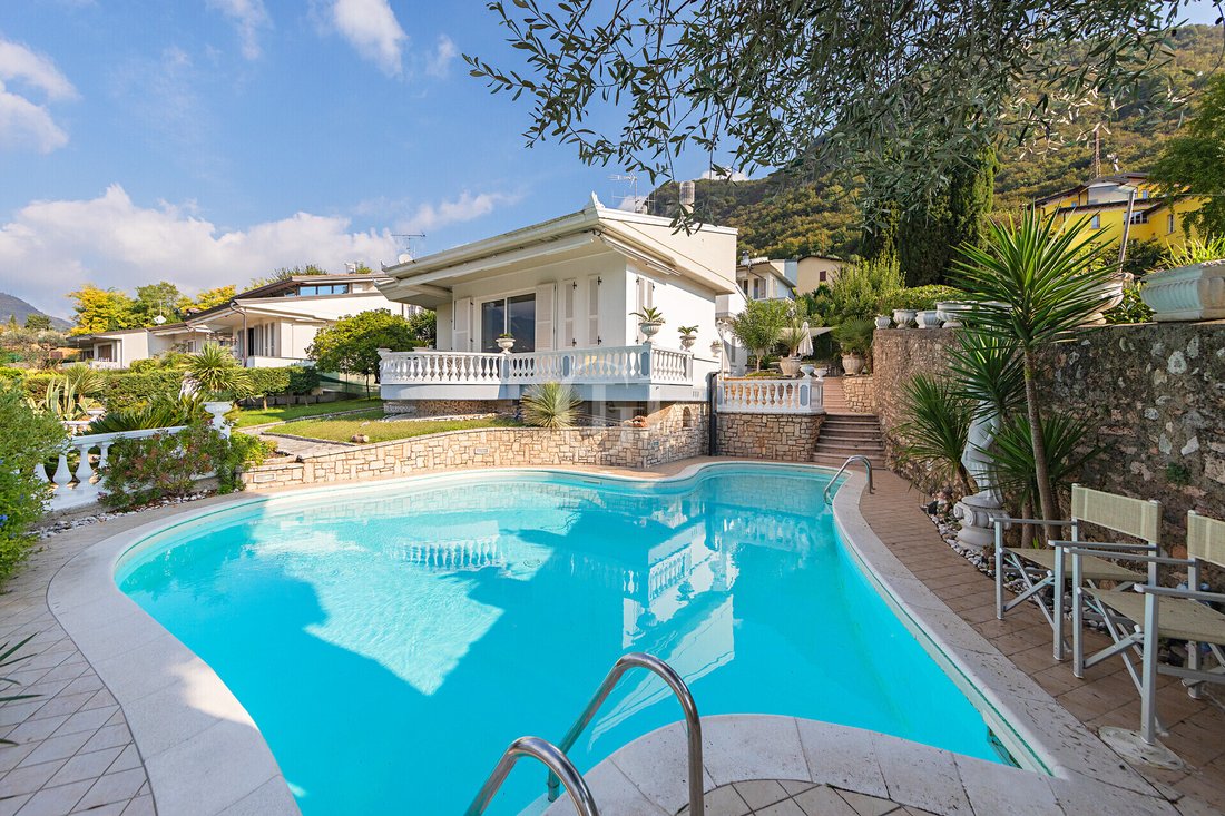 House in Salo, Lombardy, Italy 1 - 16503842
