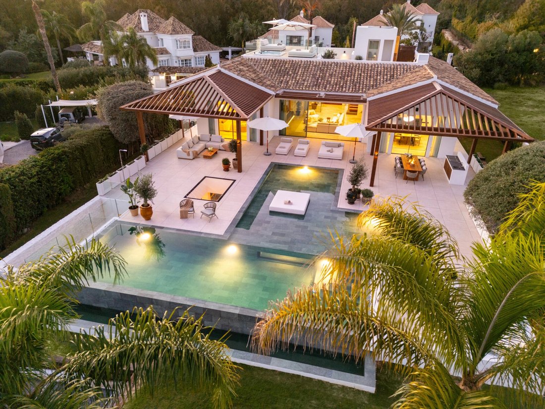 Villa in Marbella, Andalusia, Spain 1 - 16503758