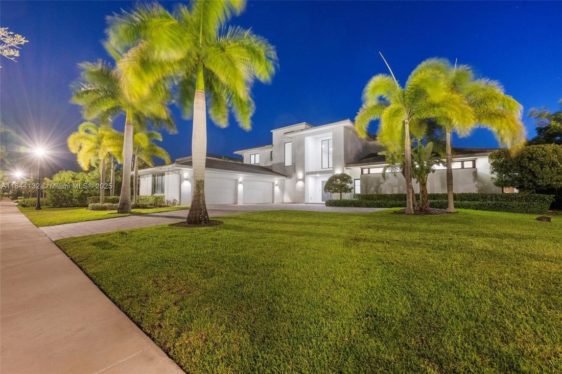 House in Weston, Florida, United States 2 - 16504189