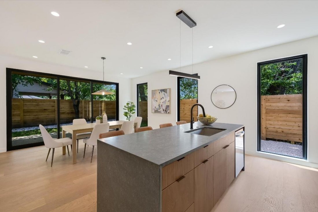 House in Austin, Texas, United States 1 - 16504187