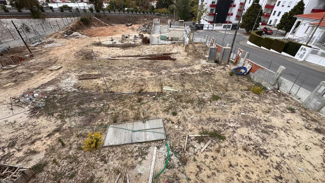 Land in Santa Maria, Sao Pedro e Matacaes, Lisbon, Portugal 3 - 16338285