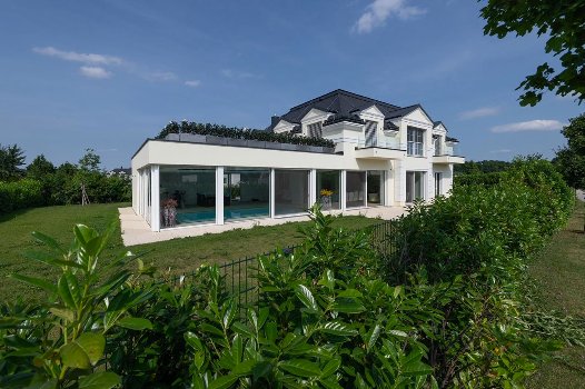 Villa in Oberwaltersdorf, Lower Austria, Austria 1 - 16505227