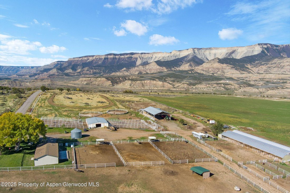 House in Rifle, Colorado, United States 3 - 15945758
