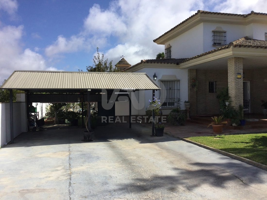 Chalet in Chiclana de la Frontera, Andalusia, Spain 2 - 16485257