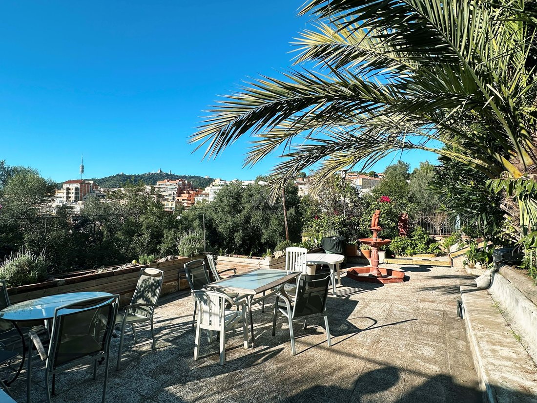 Villa in Gracia, Barcelona, Spain 1 - 15050756
