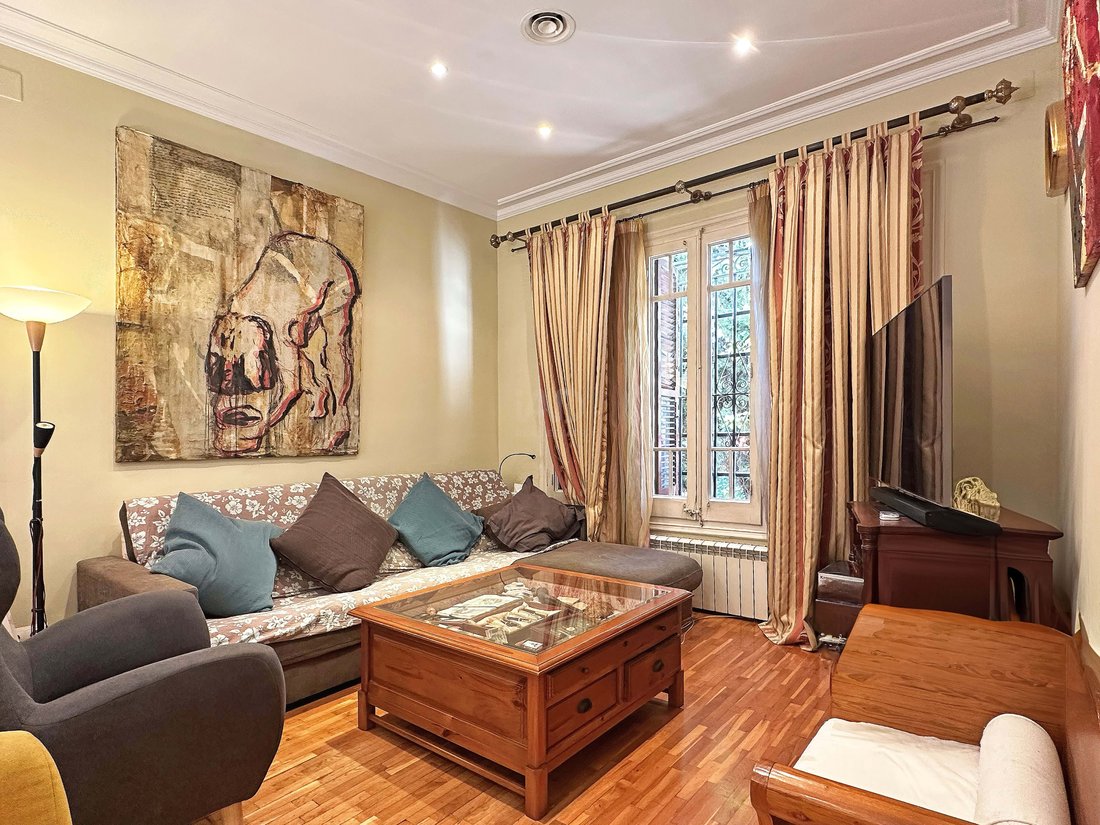 Villa in Gracia, Barcelona, Spain 5 - 15050756
