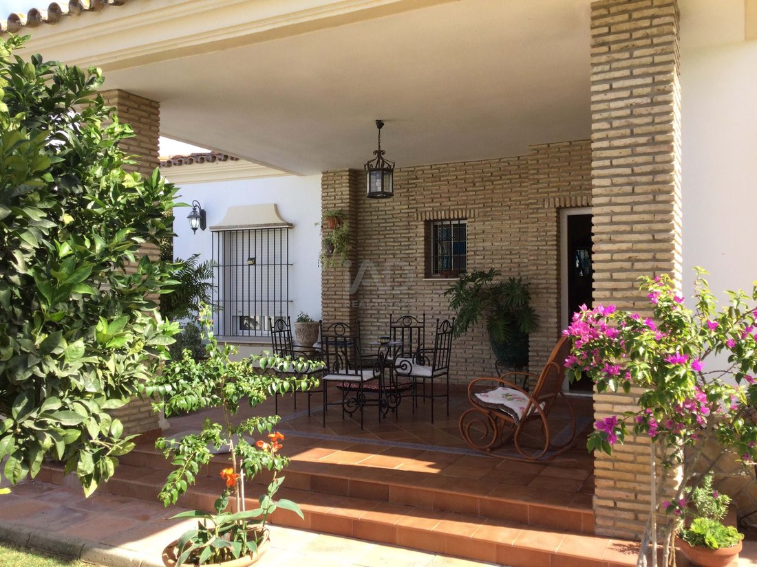 Chalet in Chiclana de la Frontera, Andalusia, Spain 4 - 16485257