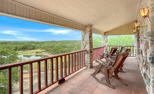 House in Mountain Home, Texas, United States 1