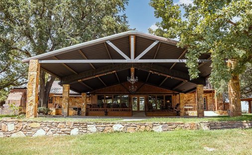House in San Saba, Texas, United States 1