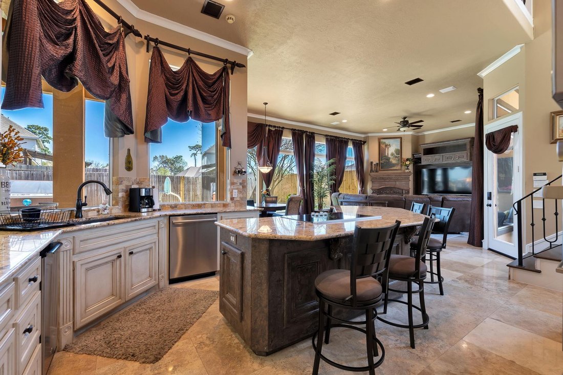 House in Spring, Texas, United States 5 - 16506660