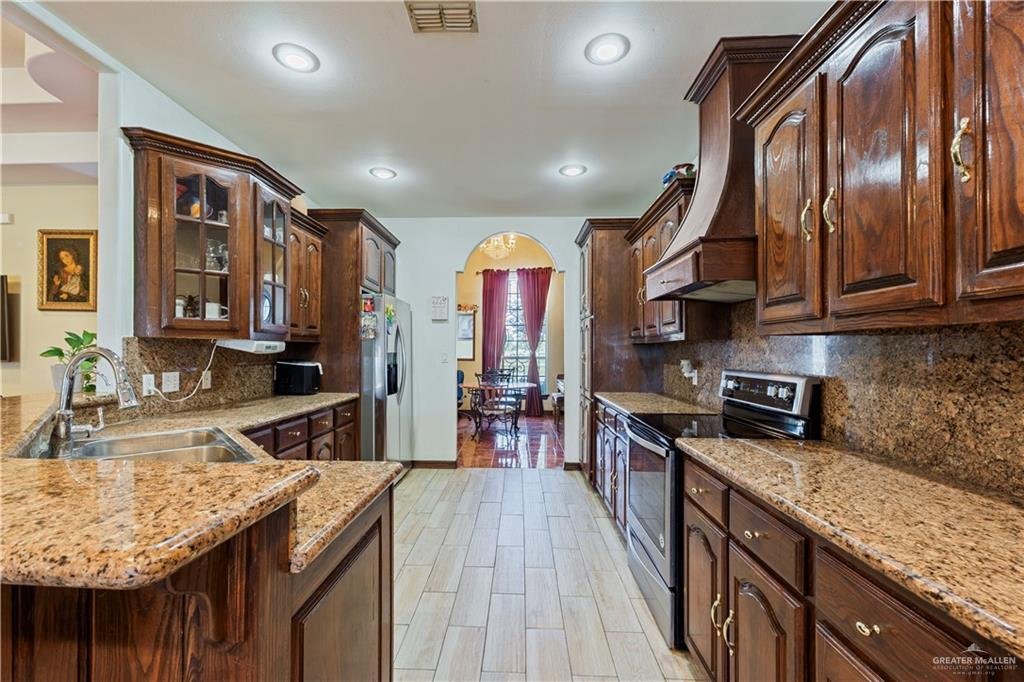House in Mission, Texas, United States 5 - 16505644
