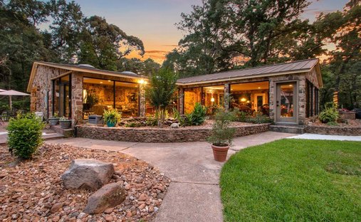House in Tomball, Texas, United States 1