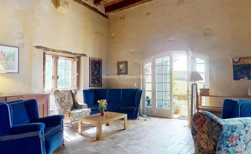 Castle for Sale in Montignac, Nouvelle-Aquitaine, France