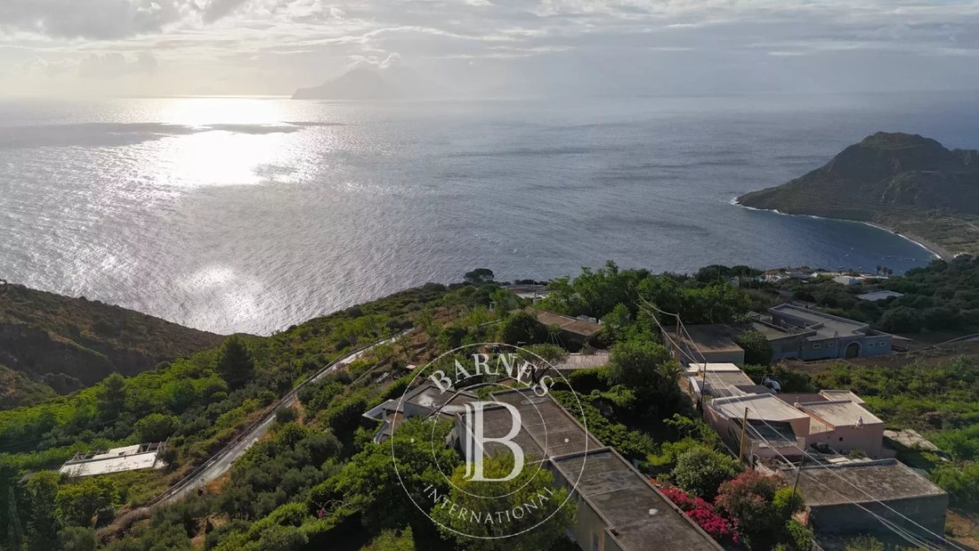 Villa in Filicudi, Sicily, Italy 3 - 16505560