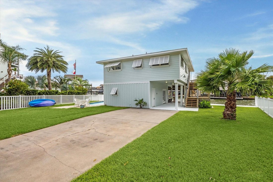 House in Galveston, Texas, United States 3 - 16507148