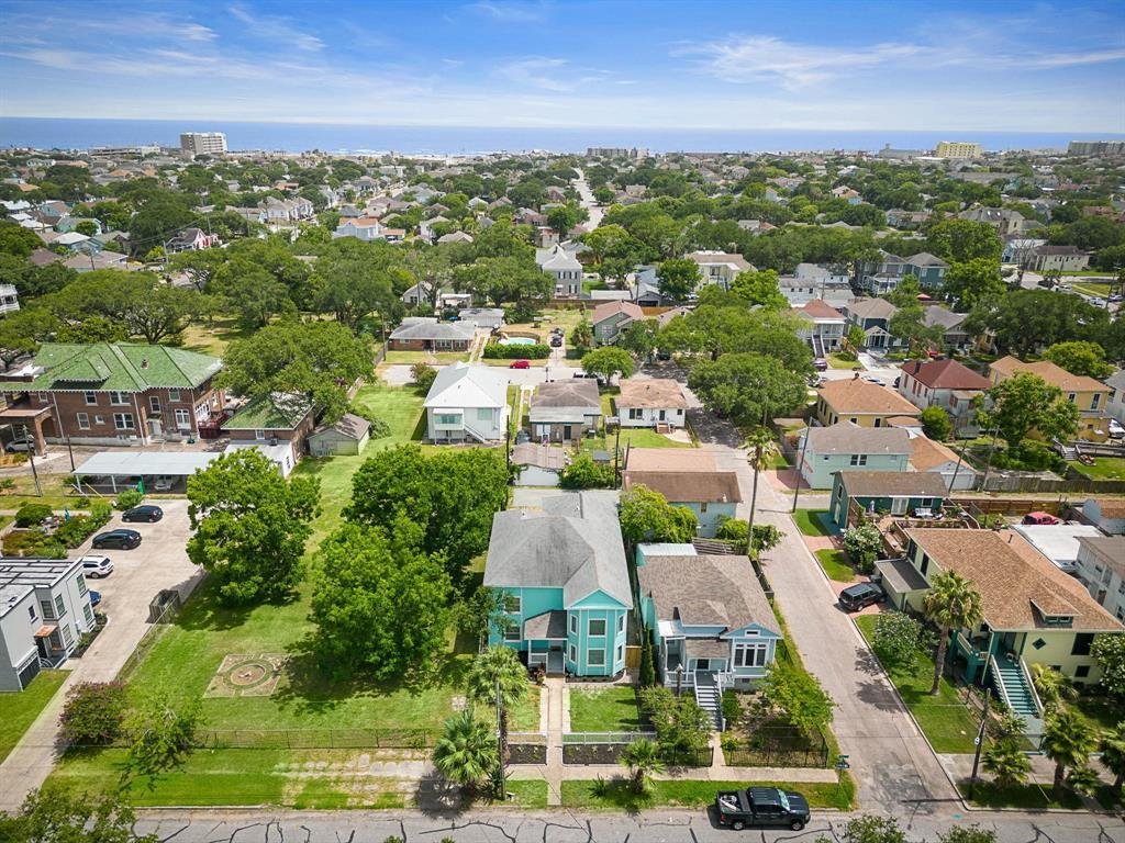 House in Galveston, Texas, United States 5 - 16509859