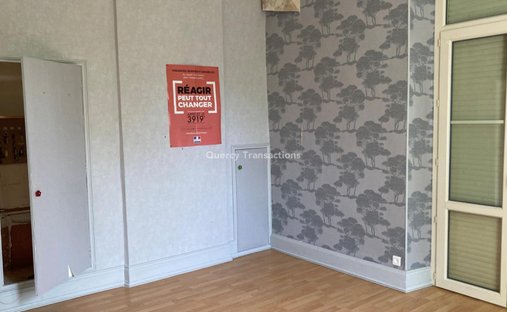 Castle for Sale in Luzech, Occitanie, France