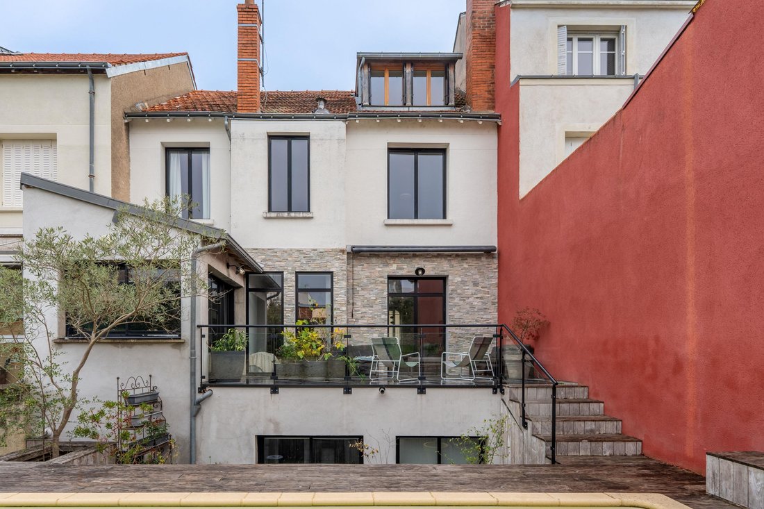 House in Cathédrale, Tours, France 2 - 16506222