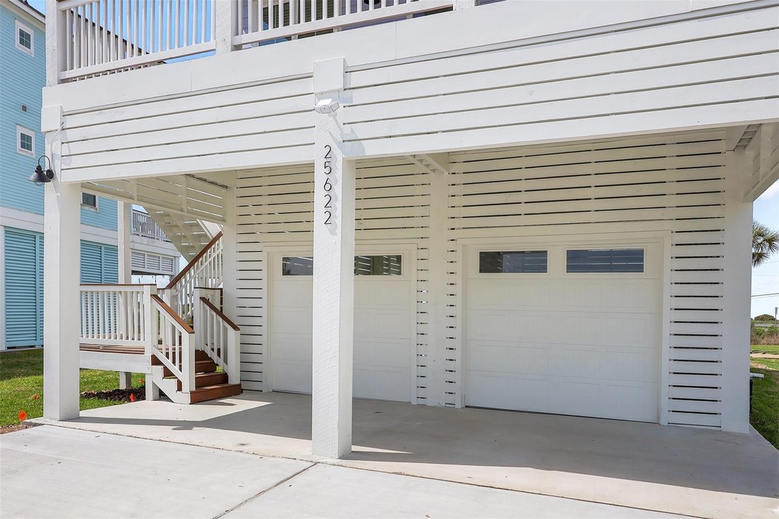 House in Galveston, Texas, United States 4 - 16507808