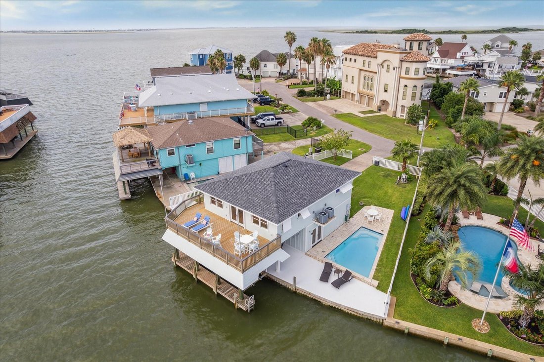House in Galveston, Texas, United States 1 - 16507148