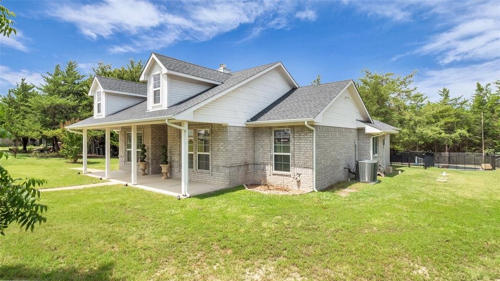 House in Van Alstyne, Texas, United States 2 - 16513657