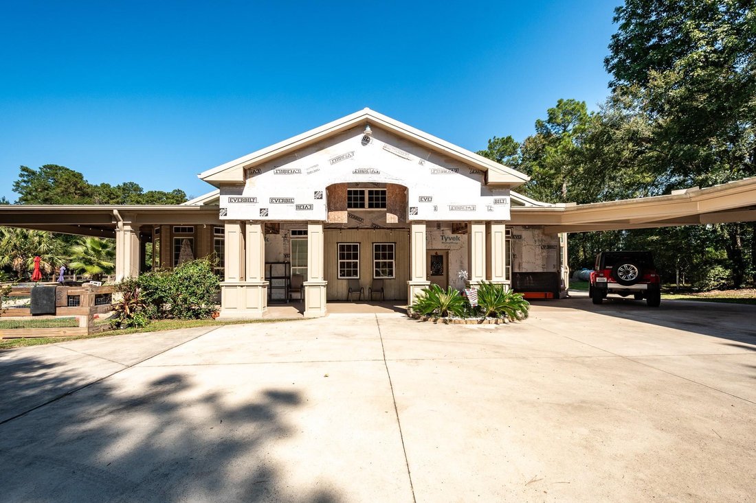House in Conroe, Texas, United States 5 - 16507806