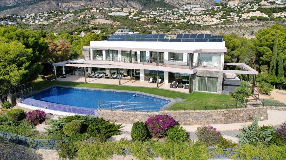Villa in Zona de Mascarat, Valencian Community, Spain 2 - 14951408