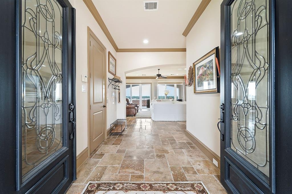 House in Hitchcock, Texas, United States 5 - 16509381