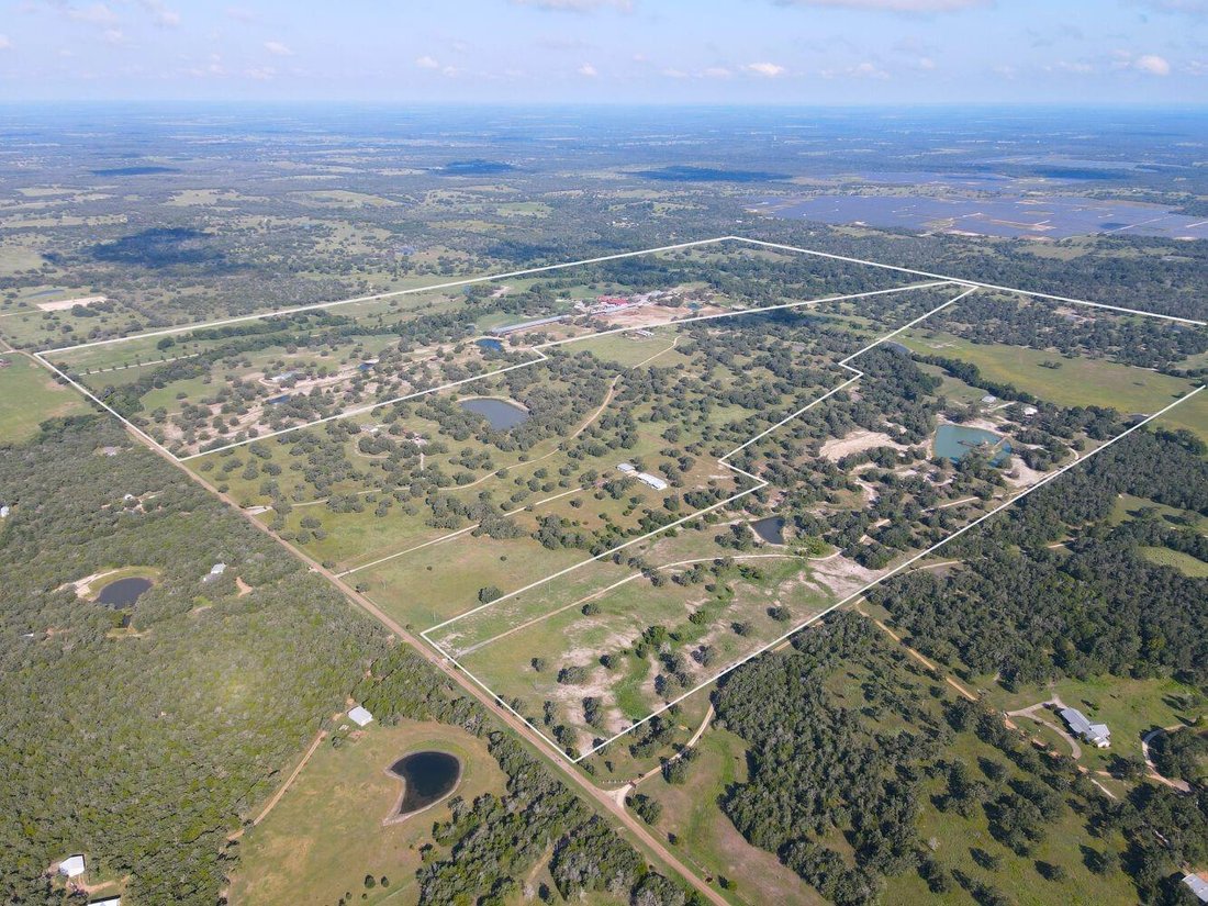 House in Muldoon, Texas, United States 4 - 16509385