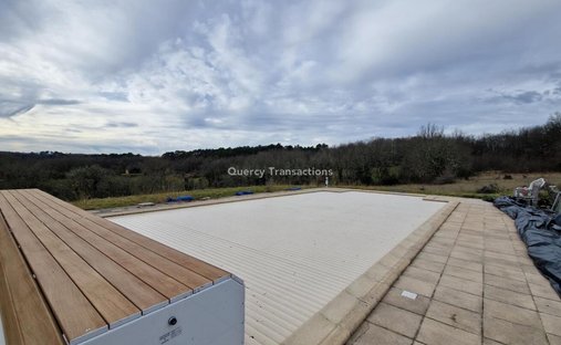 Castle for Sale in Le Bugue, Nouvelle-Aquitaine, France