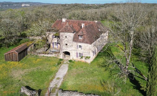 Castle for Sale in Martel, Occitanie, France