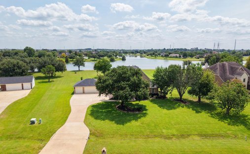 House in Tomball, Texas, United States 1