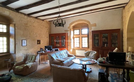 Castle for Sale in Montignac, Nouvelle-Aquitaine, France