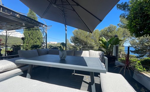 Apartment in Saint-Mandrier-sur-Mer, Provence-Alpes-Côte d'Azur, France 1