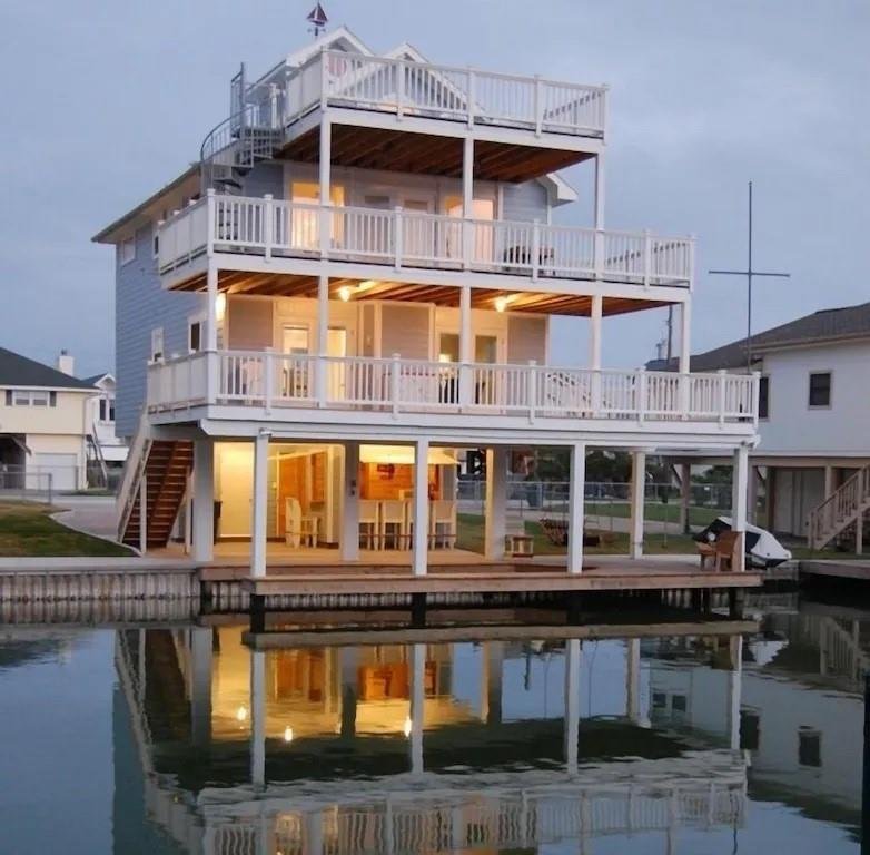 House in Galveston, Texas, United States 1 - 16509932