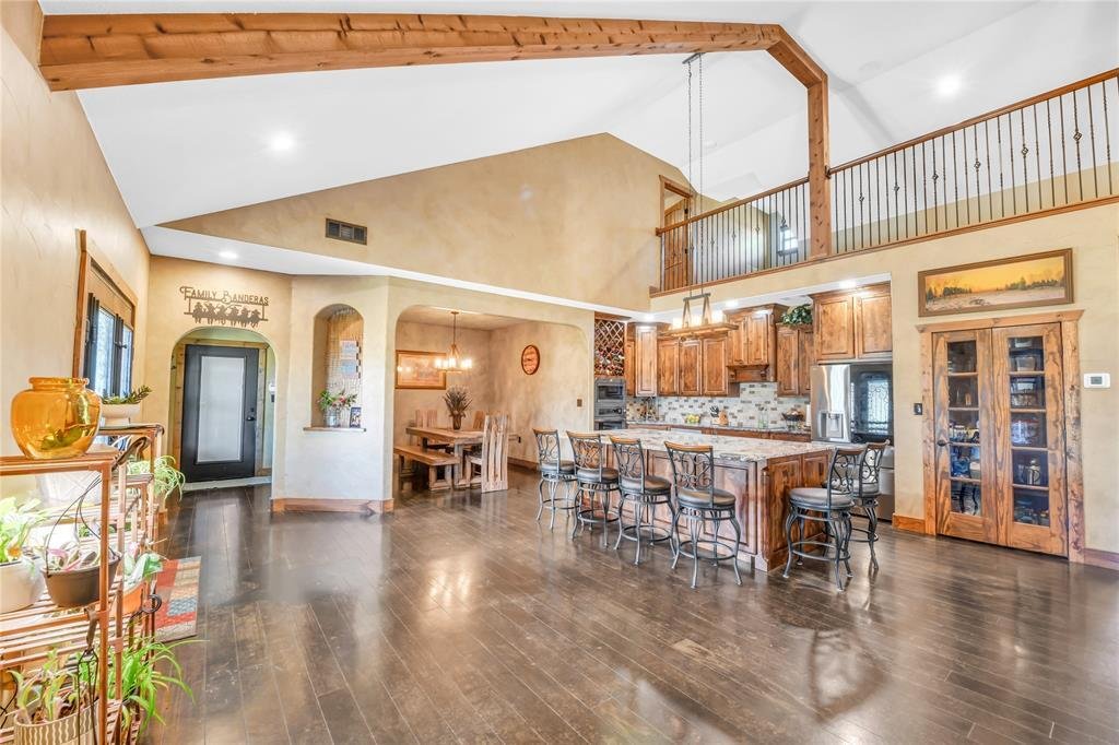 House in Paradise, Texas, United States 4 - 16512484