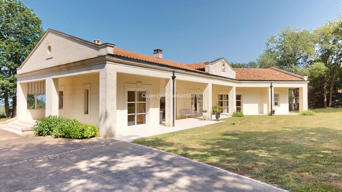 Maison à Terrasson-Lavilledieu, Nouvelle-Aquitaine, France 1 - 16508820