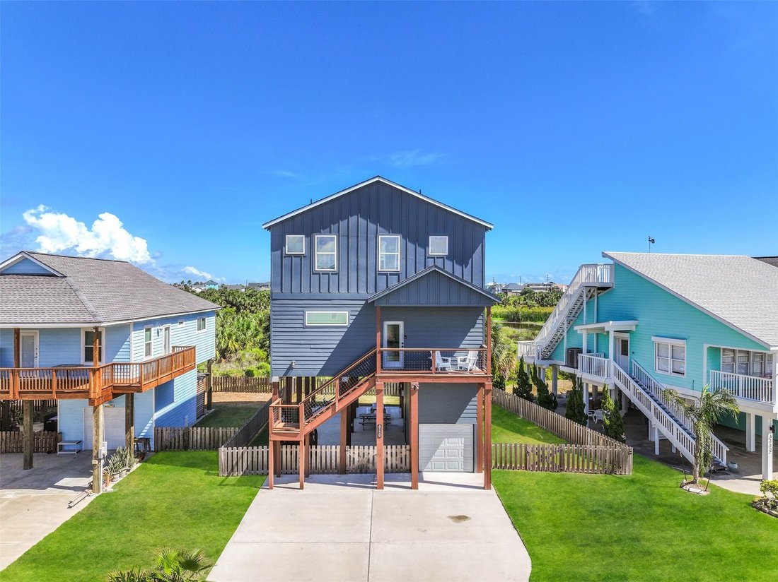 House in Galveston, Texas, United States 3 - 16507501