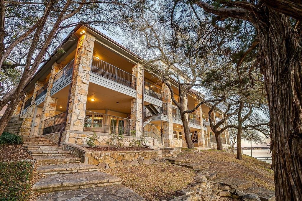 House in Granbury, Texas, United States 3 - 16511163