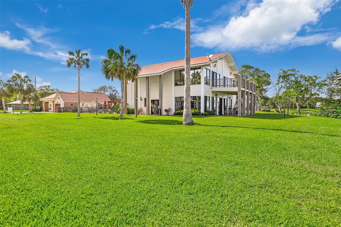 House in Baytown, Texas, United States 4 - 16507063