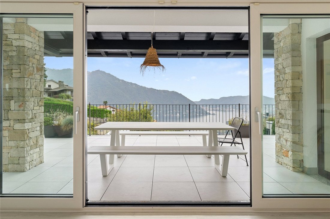 House in Cernobbio, Lombardy, Italy 4 - 16510662