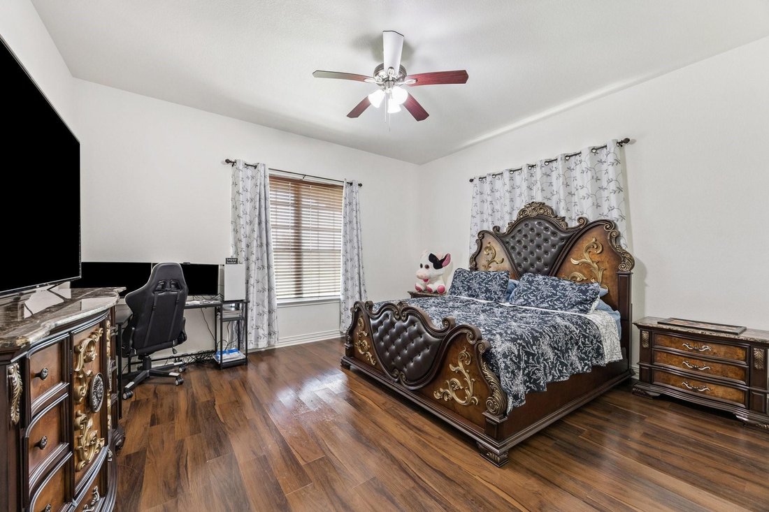 House in Sealy, Texas, United States 5 - 16508381